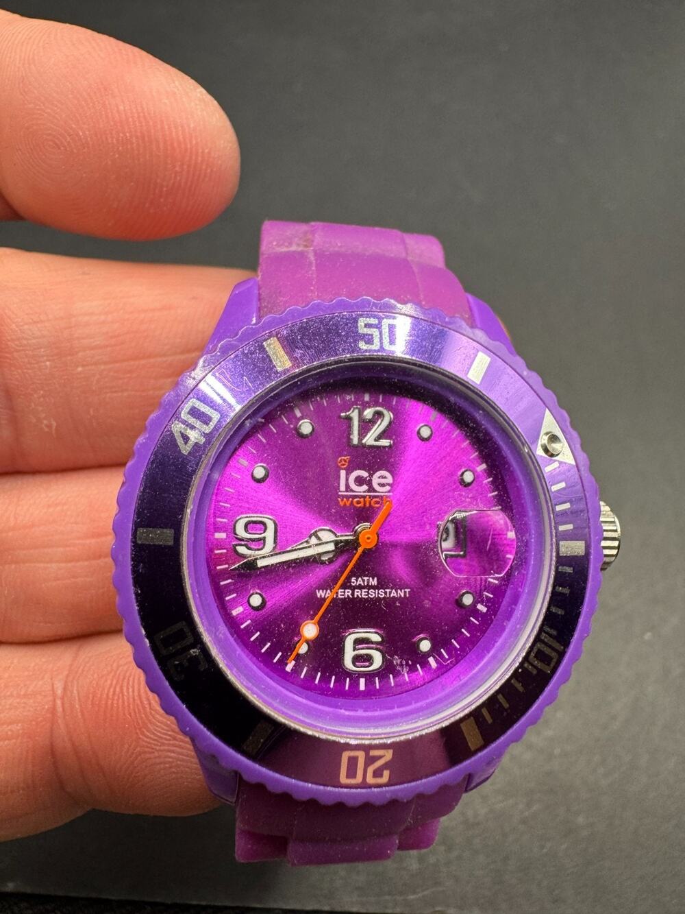 Ice Watch Ice Shadow Imperial Purple Rubber Band Plastic Case 5 ATM Date Watch